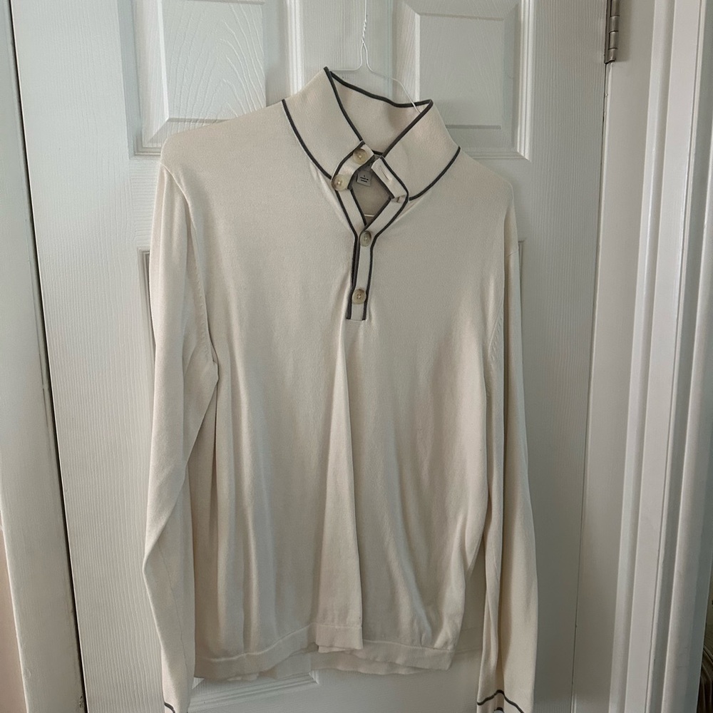 Banana Republic Ivory Top with Dark Edging